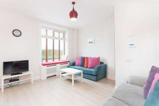 Дома для отпуска Garryvoe Beach Homes Гарривоу 1 Bed Luxury Beach Home - Boat House-9